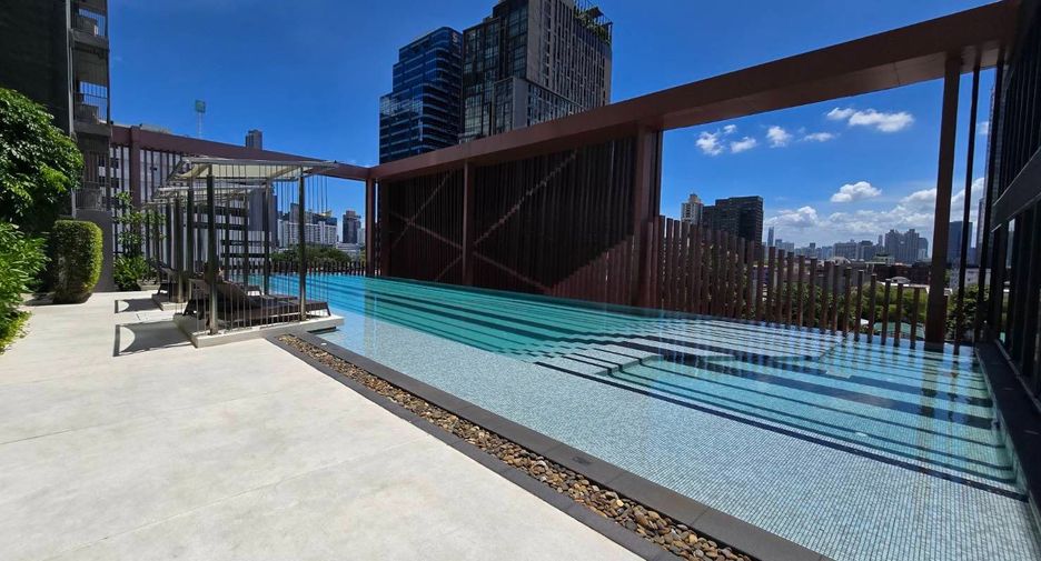 For sale 1 bed condo in Watthana, Bangkok
