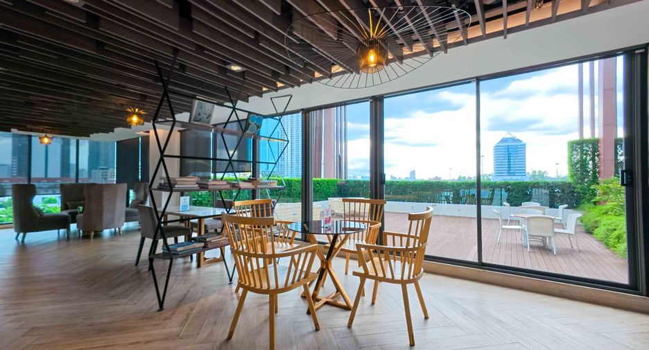 For sale 1 bed condo in Watthana, Bangkok