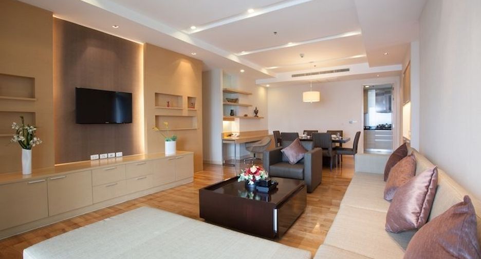 For rent 3 bedrooms apartment in Watthana, Bangkok