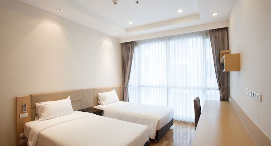 For rent 3 bedrooms apartment in Watthana, Bangkok