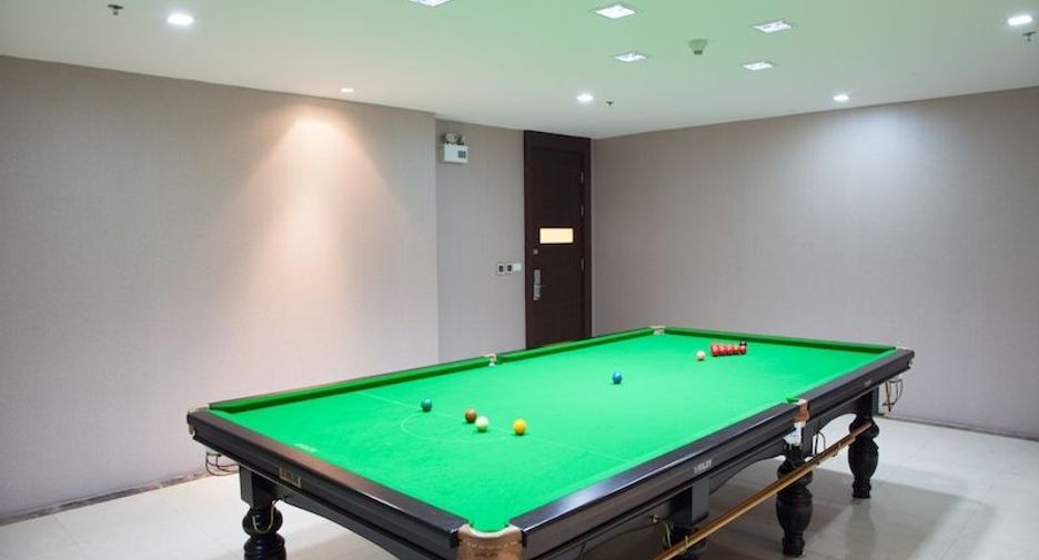 For rent 3 bedrooms apartment in Watthana, Bangkok