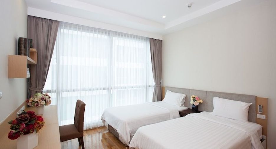 For rent 2 bedrooms apartment in Watthana, Bangkok