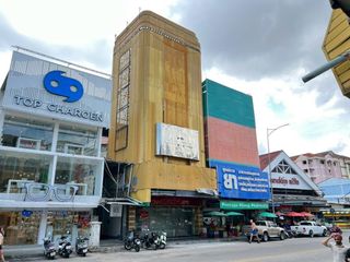 出售 3 卧室 商业空间 在 Bang Lamung, Chon Buri