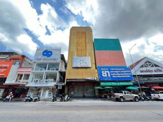 出售 3 卧室 商业空间 在 Bang Lamung, Chon Buri