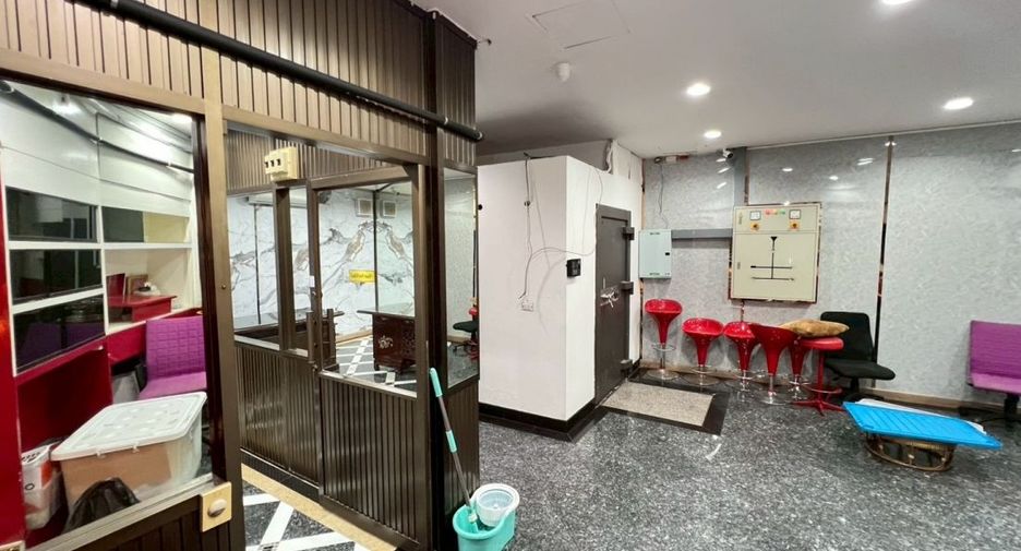 出售 3 卧室 商业空间 在 南芭堤雅, 芭提雅