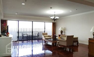 For rent 4 bedrooms condo in Watthana, Bangkok