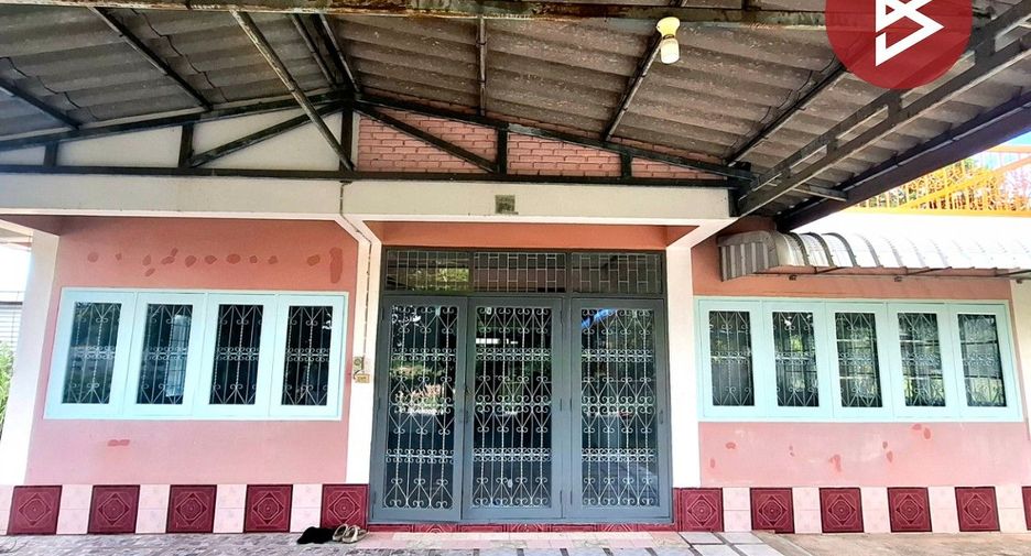 For sale 3 bedrooms house in Phon Thong, Roi Et