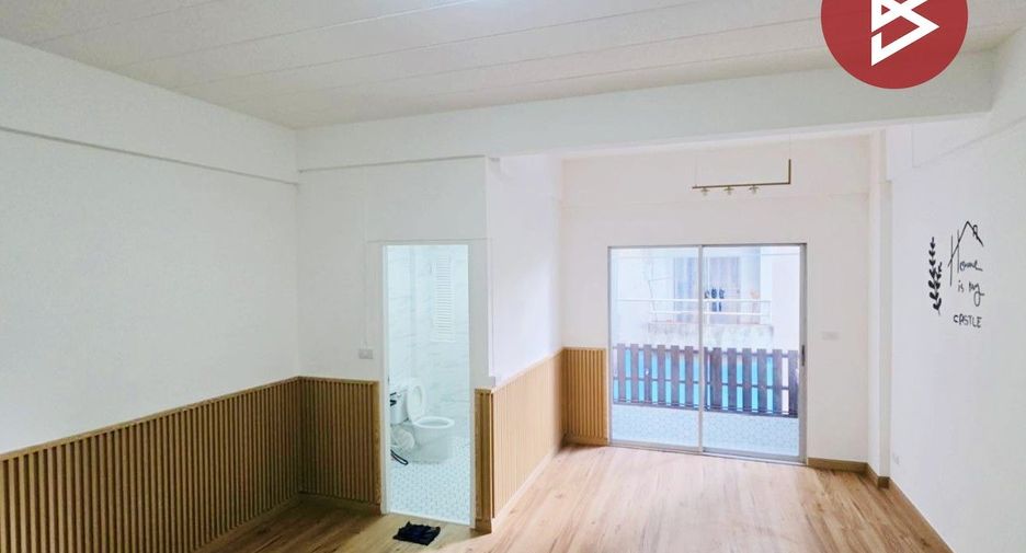 Wohnung zum Kauf mit 1 Zimmer in Bang Sao Thong, Samut Prakan