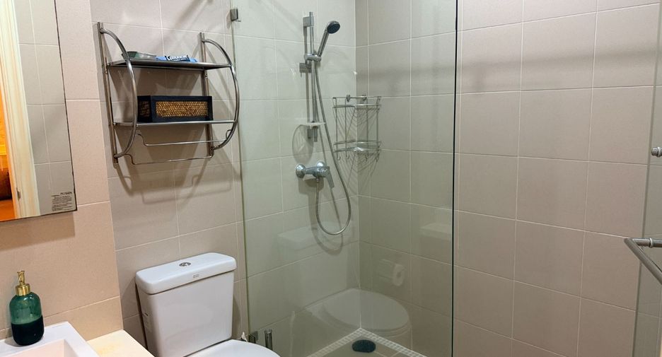 For sale 2 bedrooms condo in Khlong San, Bangkok