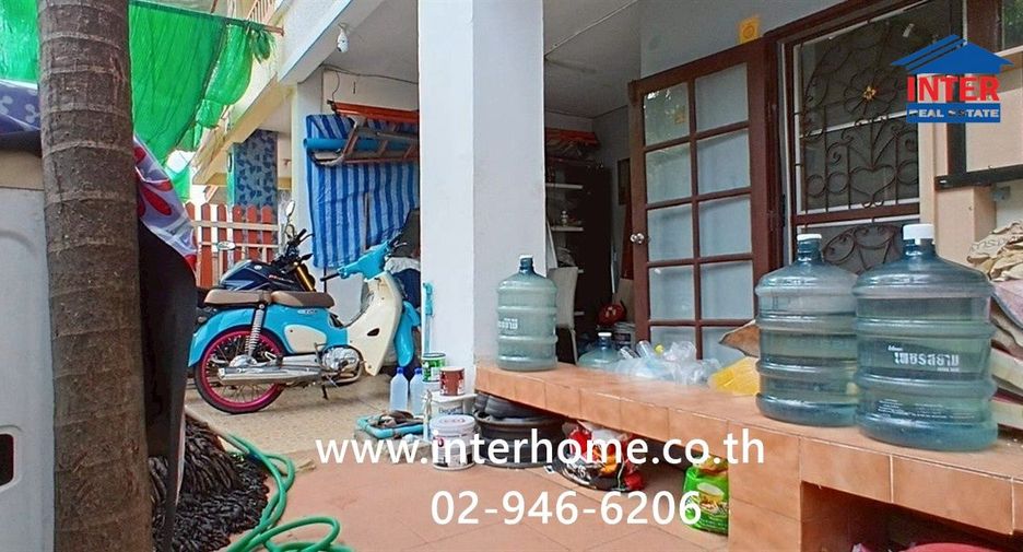 Reihenhaus zum Kauf mit 3 Zimmer in Thanyaburi, Pathum Thani