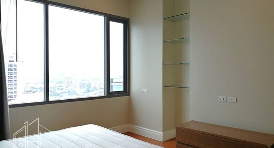 Wohnung zur Miete mit 3 Zimmer in Khlong Toei, Bangkok