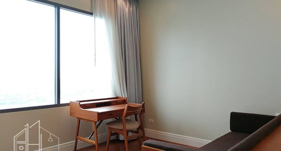 Wohnung zur Miete mit 3 Zimmer in Khlong Toei, Bangkok