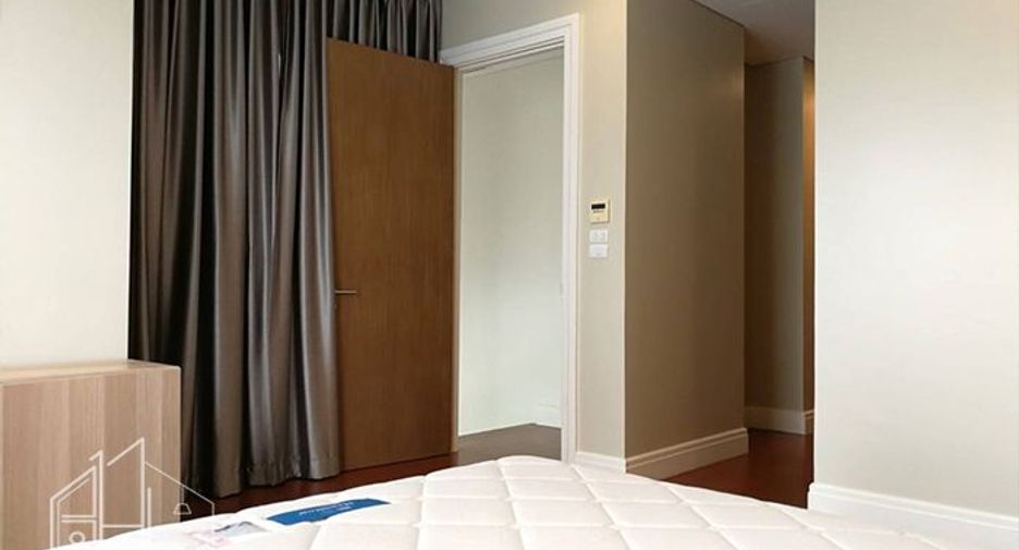 Wohnung zur Miete mit 3 Zimmer in Khlong Toei, Bangkok