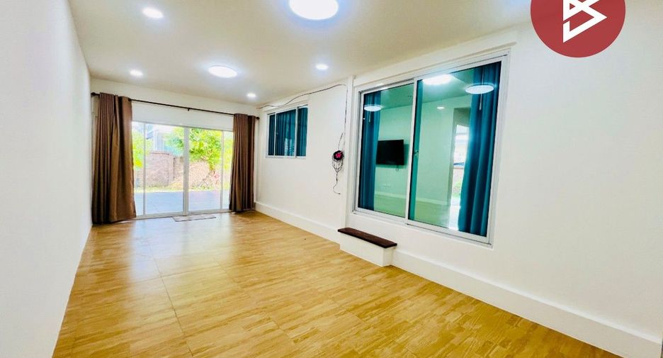 Haus zum Kauf mit 5 Zimmer in Bang Phli, Samut Prakan