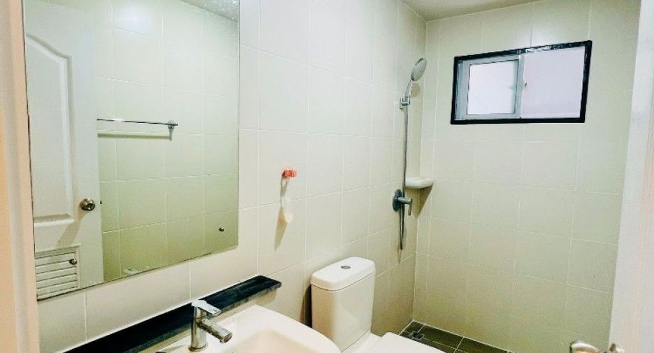 Haus zum Kauf mit 5 Zimmer in Bang Phli, Samut Prakan