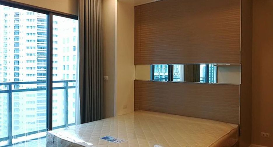 Condo en alquiler de 2 habitaciones en Khlong Toei, Bangkok