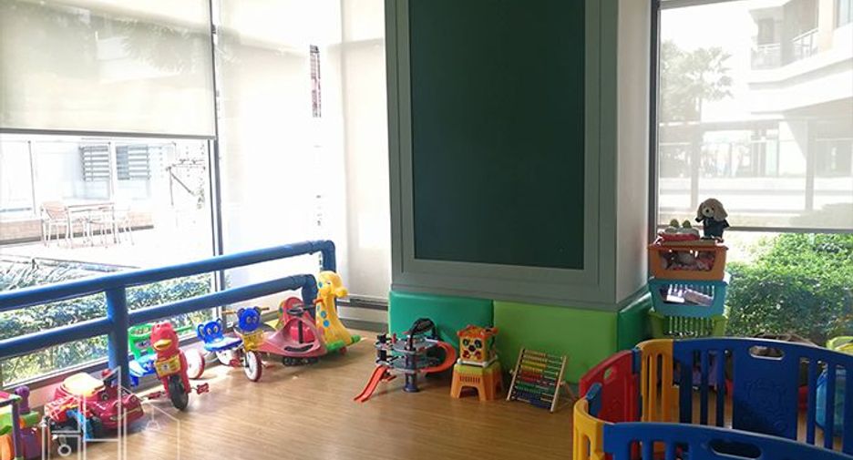 Condo en alquiler de 2 habitaciones en Khlong Toei, Bangkok