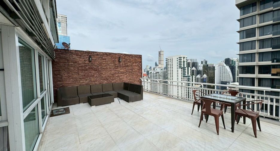 For rent and for sale 2 bedrooms condo in Watthana, Bangkok