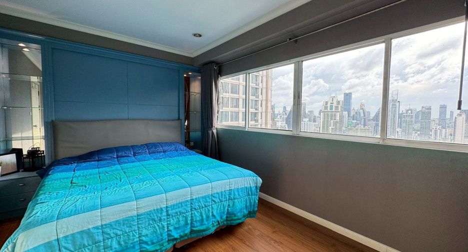 For rent and for sale 2 bedrooms condo in Watthana, Bangkok