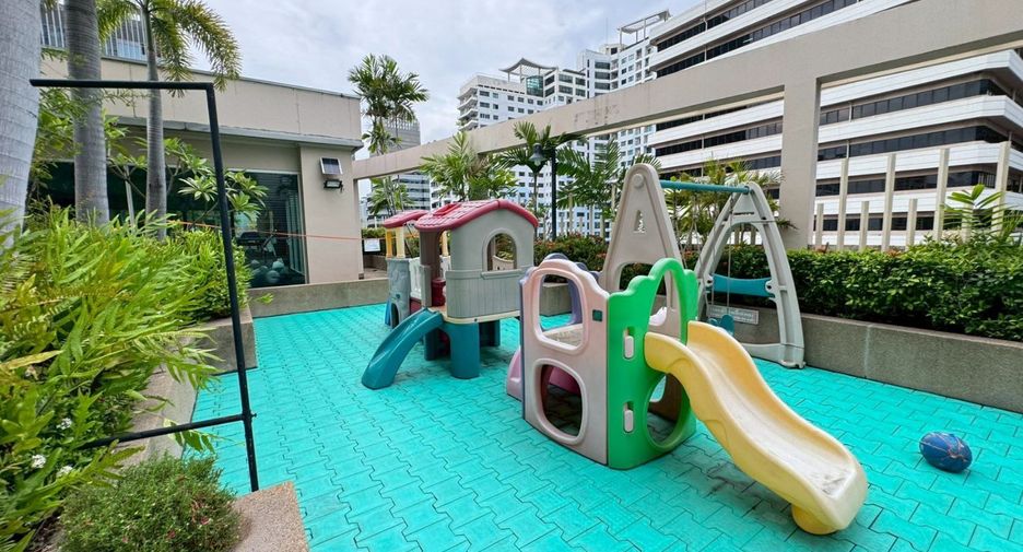For rent and for sale 2 bedrooms condo in Watthana, Bangkok