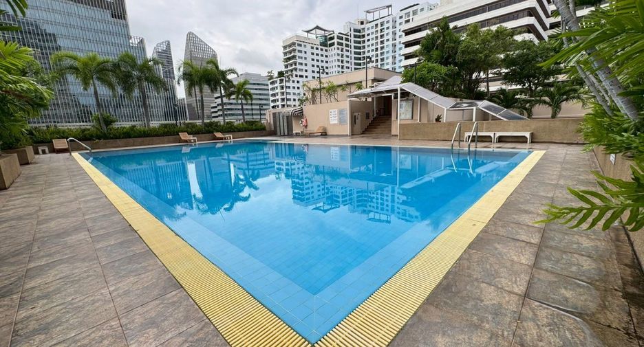 For rent and for sale 2 bedrooms condo in Watthana, Bangkok