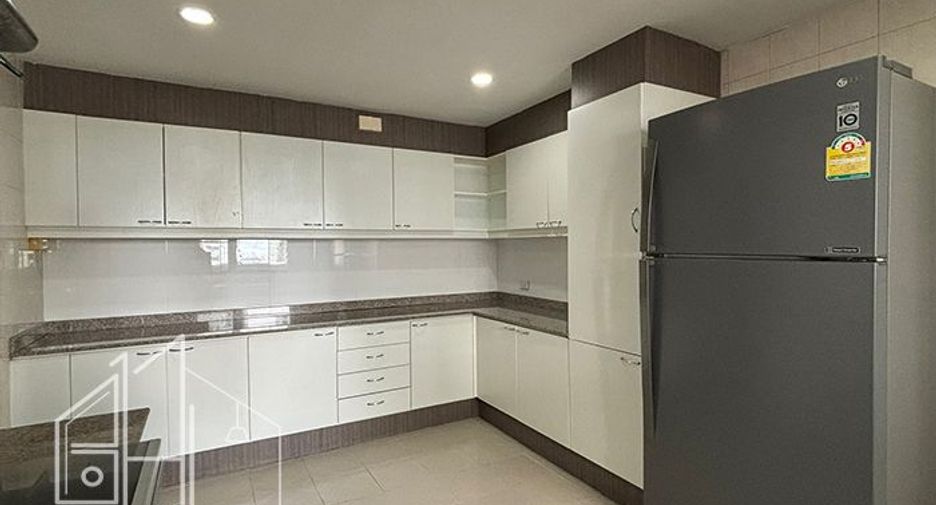 出租 3 卧室 公寓式住宅 在 Khlong Toei, 曼谷