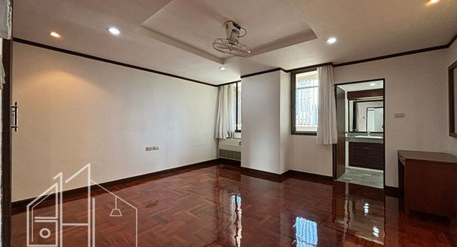 出租 3 卧室 公寓式住宅 在 Khlong Toei, 曼谷