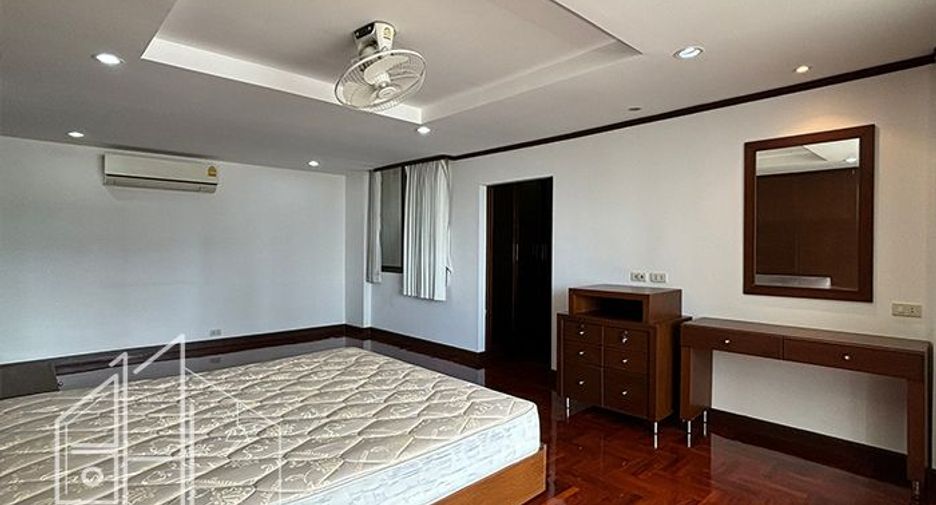 出租 3 卧室 公寓式住宅 在 Khlong Toei, 曼谷