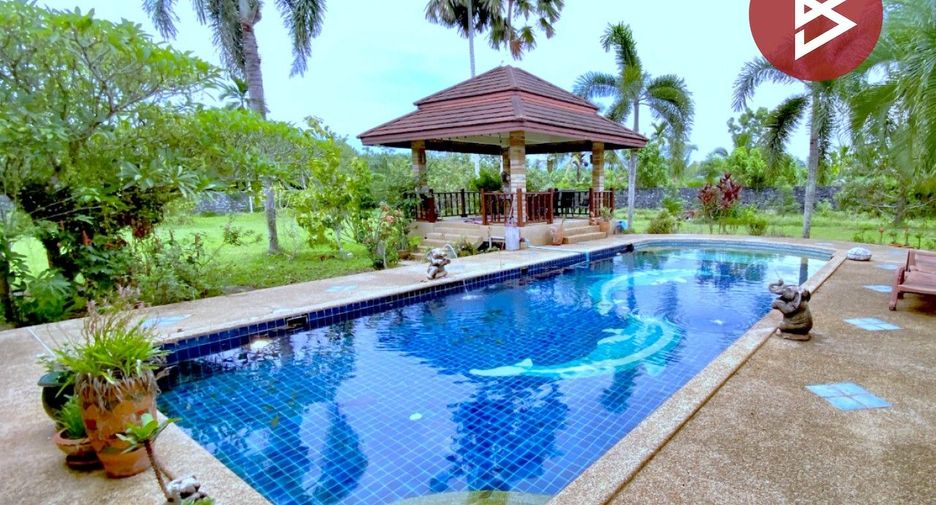 À vendre 2 chambres maison à Phra Phrom, Nakhon Si Thammarat