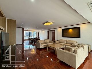 For rent 3 bedrooms condo in Khlong Toei, Bangkok