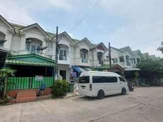 For sale 2 bedrooms townhouse in Bang Bo, Samut Prakan