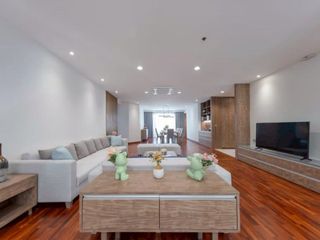 For rent 4 bedrooms apartment in Khlong Toei, Bangkok