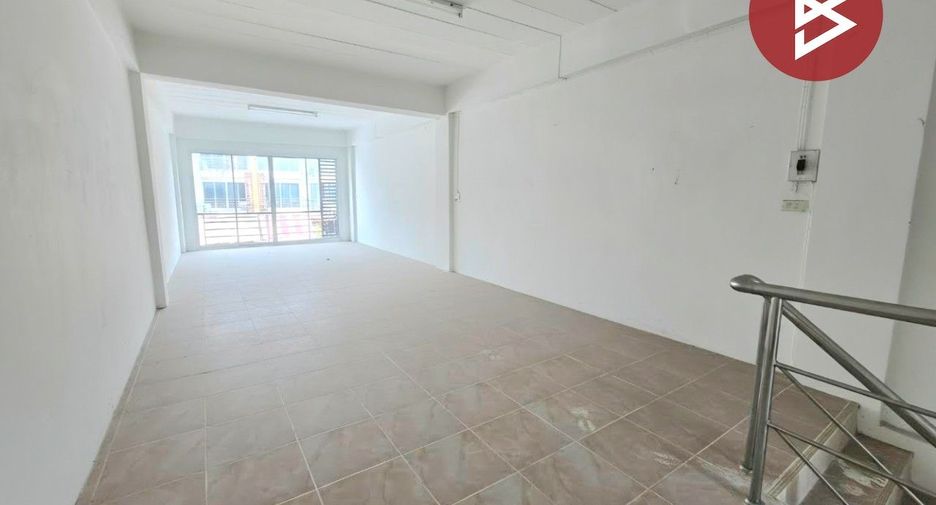 For sale 3 ベッドルーム retail Space in Su-ngai Kolok, Narathiwat