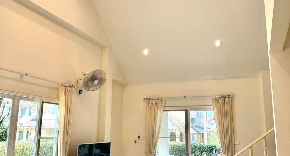 For rent 3 bedrooms house in San Sai, Chiang Mai