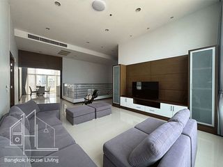 For rent 5 bedrooms apartment in Khlong Toei, Bangkok