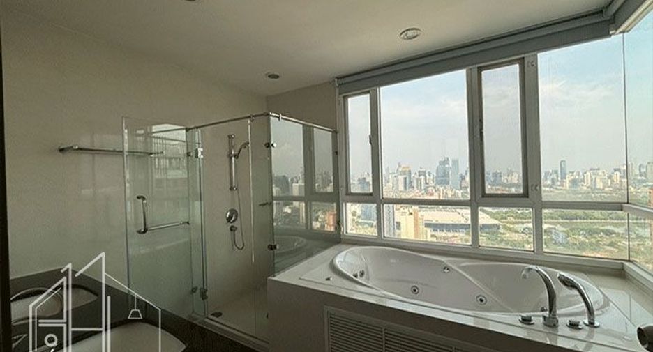 Аренда 5 спальни апартаменты в Кхлонг Тоеи, Бангкок