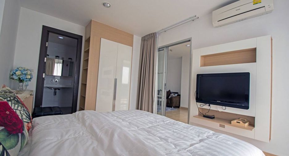 For rent 1 bed condo in Huai Khwang, Bangkok