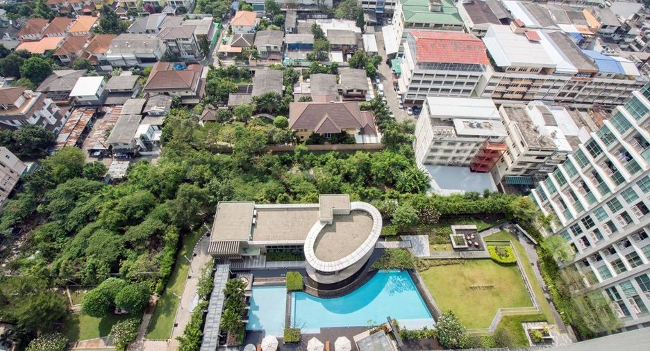 For rent 1 bed condo in Huai Khwang, Bangkok