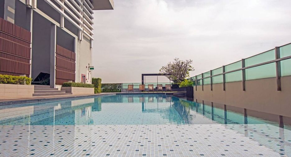 For rent 1 bed condo in Huai Khwang, Bangkok