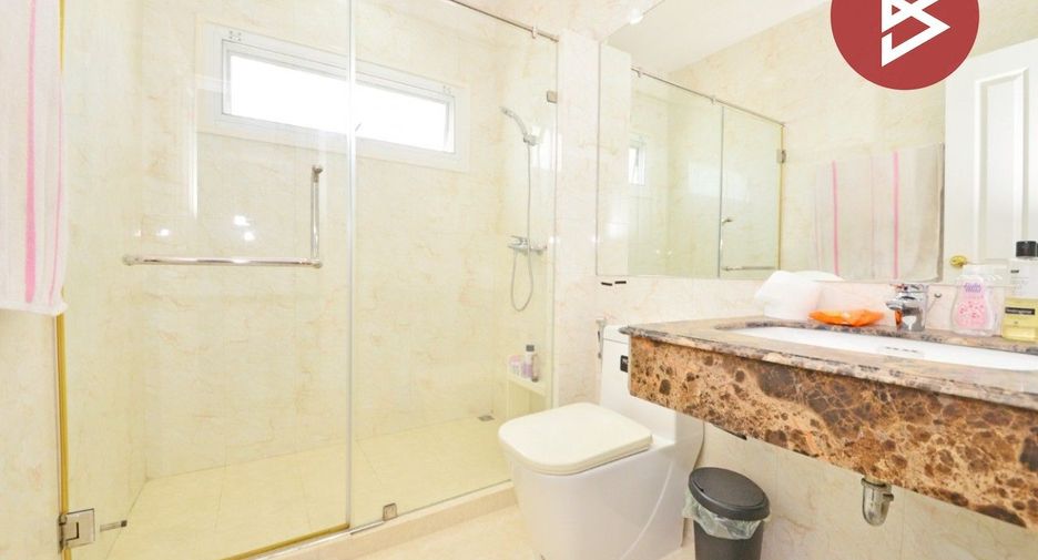 À vendre 3 chambres maison de ville à Mueang Samut Prakan, Samut Prakan