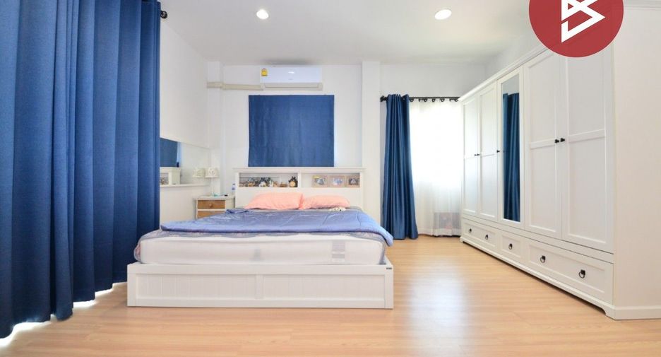 À vendre 3 chambres maison de ville à Mueang Samut Prakan, Samut Prakan