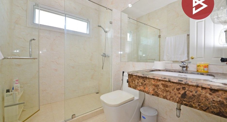 À vendre 3 chambres maison de ville à Mueang Samut Prakan, Samut Prakan