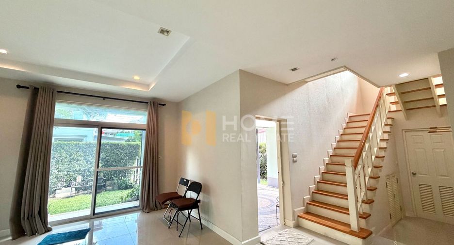 For sale 3 bedrooms house in Mueang Nonthaburi, Nonthaburi