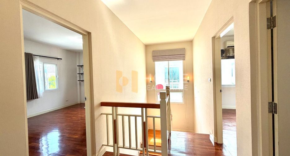 For sale 3 bedrooms house in Mueang Nonthaburi, Nonthaburi
