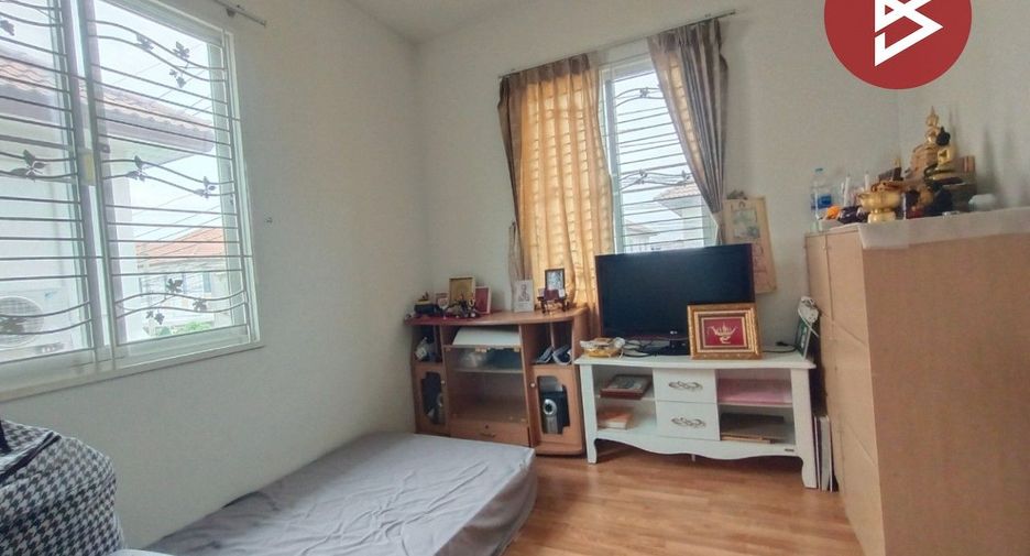 Reihenhaus zum Kauf mit 2 Zimmer in Bang Kruai, Nonthaburi