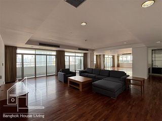 Wohnung zur Miete mit 3 Zimmer in Khlong Toei, Bangkok