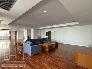 Wohnung zur Miete mit 3 Zimmer in Khlong Toei, Bangkok