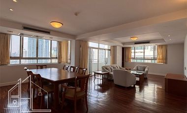 For rent 3 bedrooms condo in Khlong Toei, Bangkok