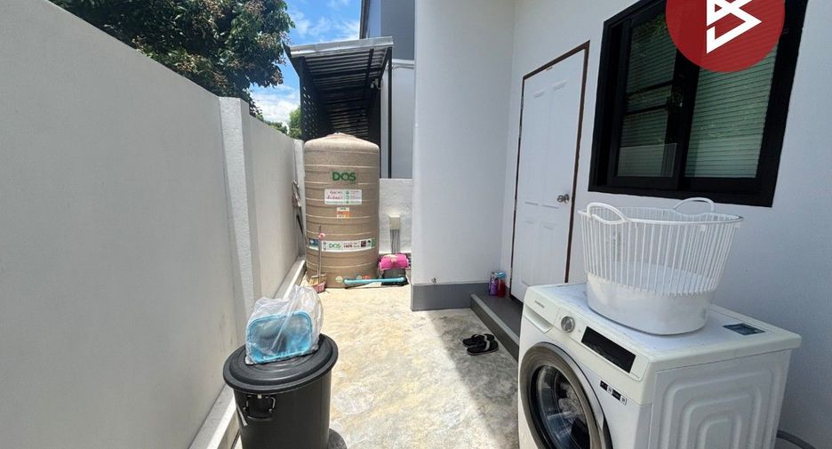 Casa en venta de 3 habitaciones en Saraphi, Chiang Mai