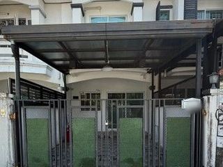 For sale 2 bedrooms townhouse in Khan Na Yao, Bangkok